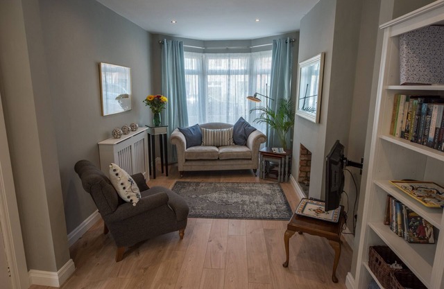 Ninety Seven by Coach Road Cottages