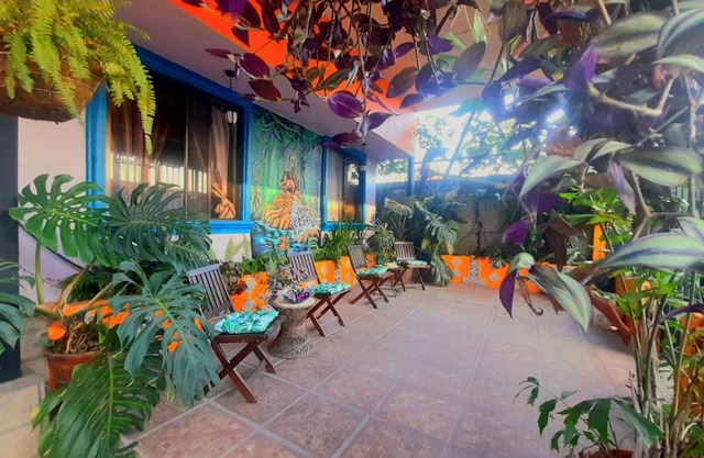 Nirvana Apartament Hostal