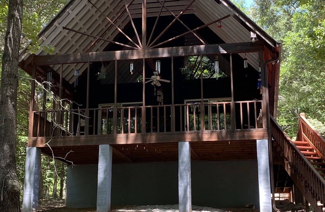 nNewly furnished 3 bedroom 2 bath on the lake with covered dock