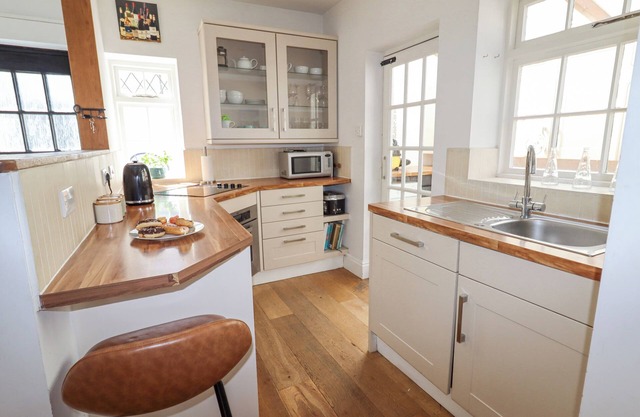 No. 9 On The Riverbank