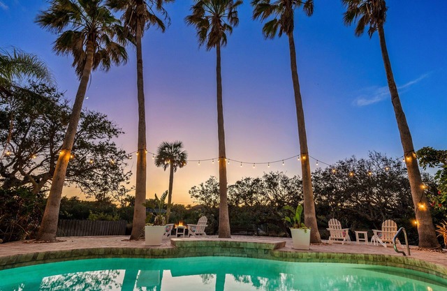 No Extra Fees! Heated Pool/Steps to Private Beach