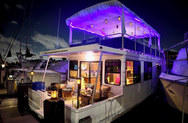 NO LONGER AVAILABLE - Romantic Tropical Paradise on LAS OLAS, walk to BEACH