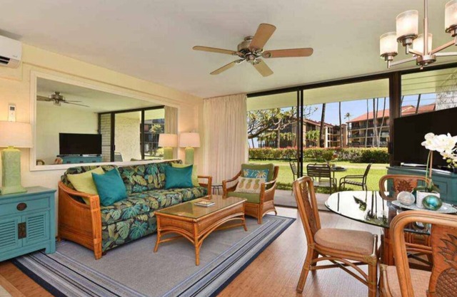 NO RESORT or PARKING FEES. Beautiful ocean front, ground level condo with A/C.