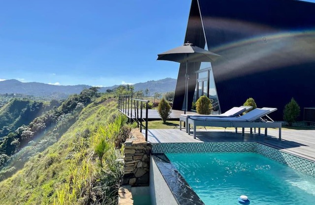 Noir Cabin-Aframe mountain