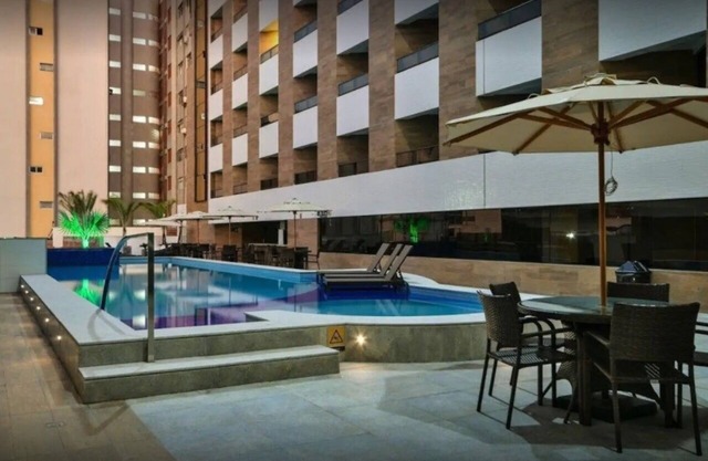 Nomar III - Gold Flat