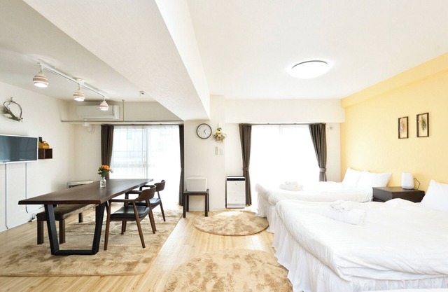 Nonsmoking Approximately 6 minutes walk from the station Good access to central Sapporo /Sapporo Hokkaidō