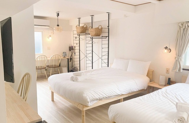 Nonsmoking Approximately 6 minutes walk from the station Good access to central Sapporo /Sapporo Hokkaidō