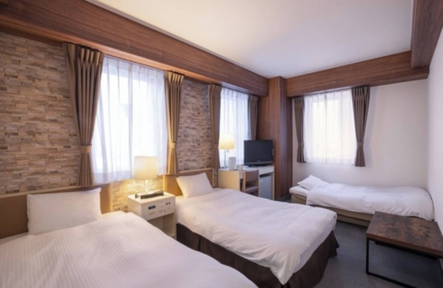 Nonsmoking River View Super Twin Room Triple r/Sapporo Hokkaidō