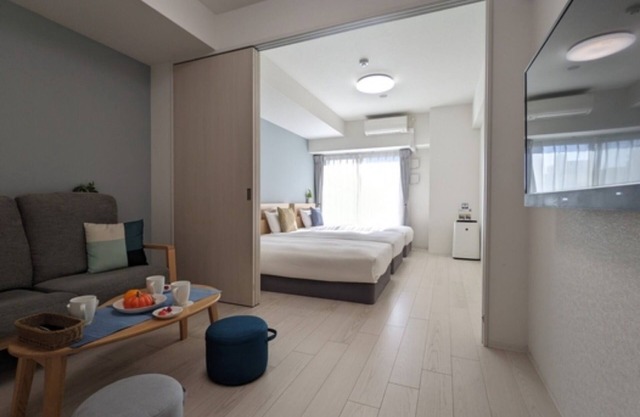 Nonsmoking Superior triple 3 single beds 20/Osaka Ōsaka