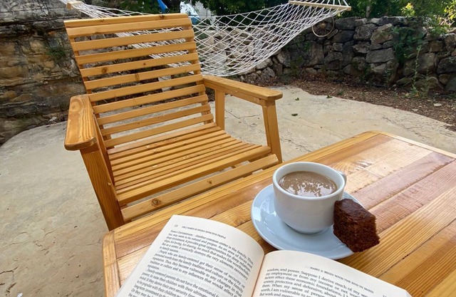 Noqta Boutique Bed and Breakfast, with private Garden