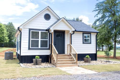 Nordins Hillside Cottage