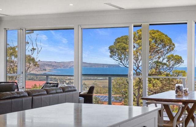 Norman Views - 20 Panorama Crescent