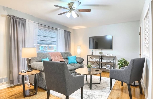 ★Northside Charmer★☀️Nice Patio⚡WiFi ♥ Long Stays!