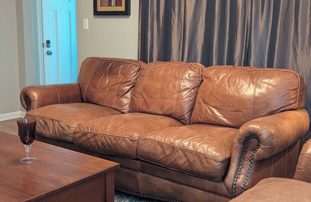 Notre Dame Tailgate Pad Easy Walk, Quiet Neighborhood!