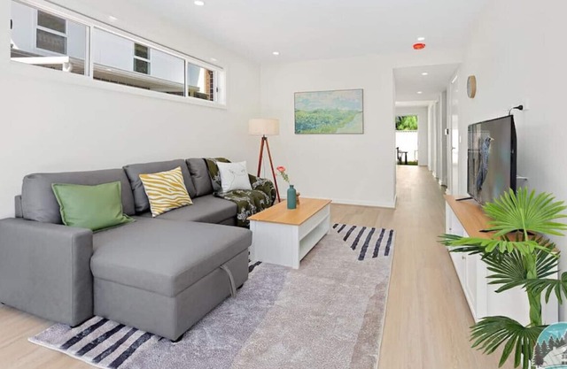 NSCH002-3 · Aircabin｜Schofield｜Lovly Comfy｜4 Bed House Parking