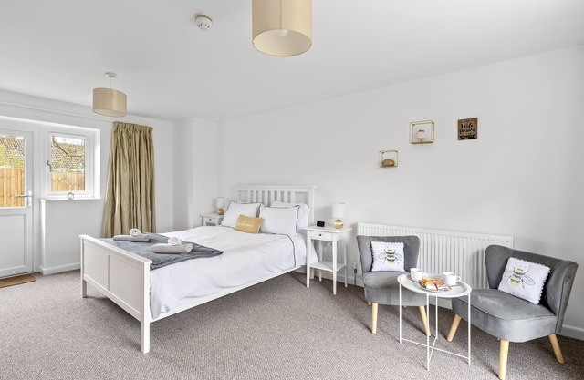 Number 5 - Lytton Tree Lodge, Reydon, Southwold