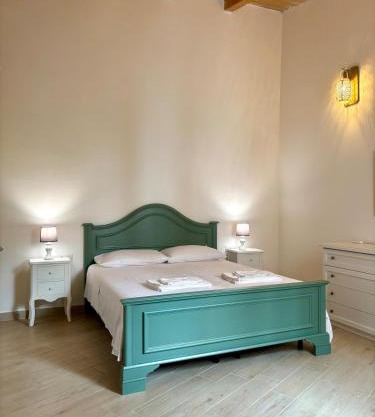 Nura's - Casa Linda City Center