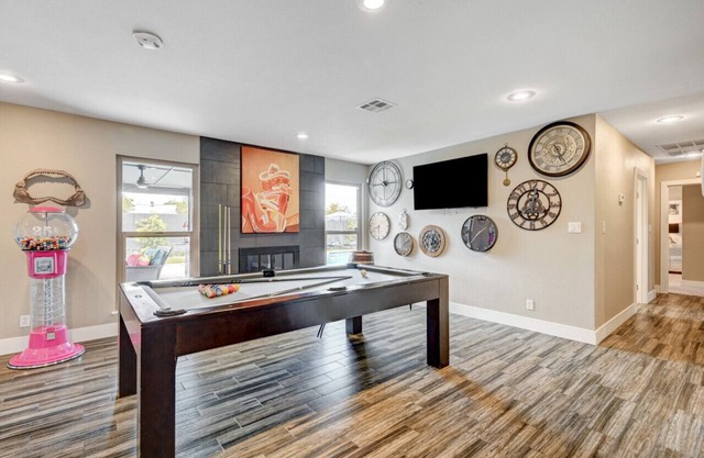 NV3408 · Close to the Strip! Heated Pool, Game Room