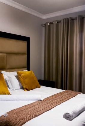 Nyakhosi Luxury Guesthouse