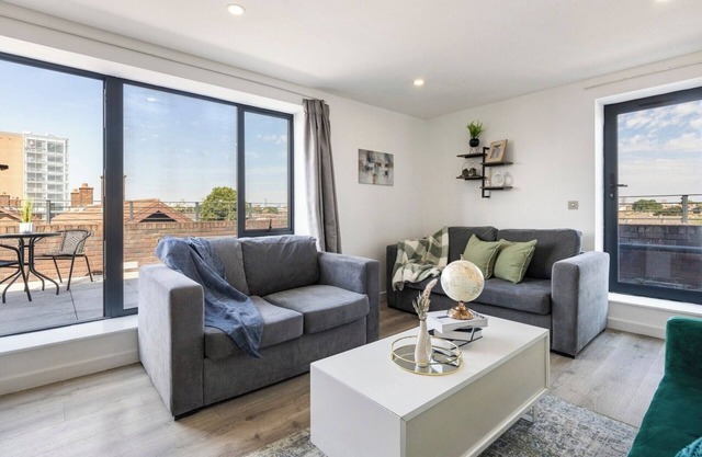 O2 Skyview Penthouse