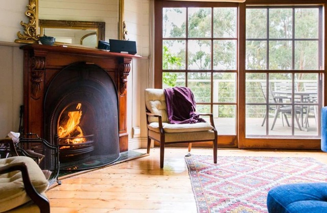 Oakwood Retreat - Complete Seclusion - Dog Friendly - Wood Fire
