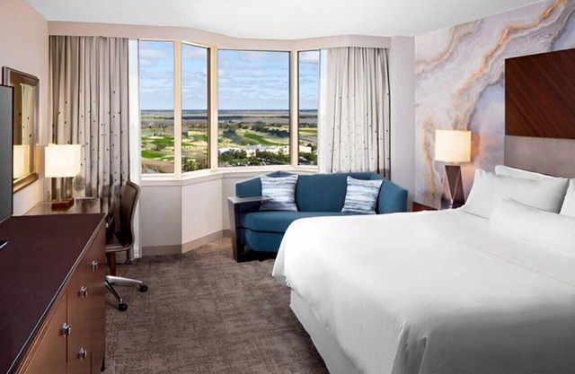 Oasis of Relaxation w/ Savannah & River View!