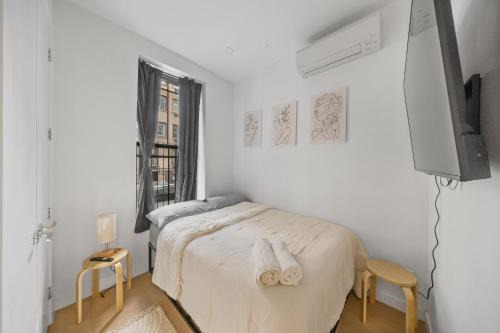 Oasis Room at a Shared Apartment by Times Square