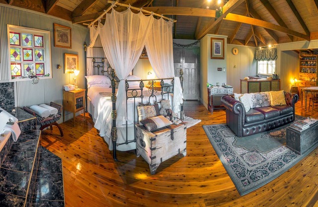 Observatory Cottages
