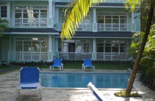 Ocean and Beach Front 2 Bedroom Luxury Condo with Pool . Walk Into Town
