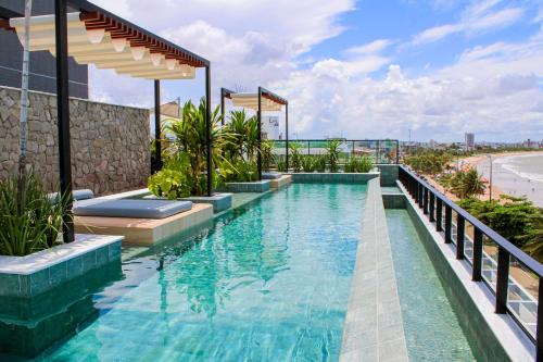 Ocean Art Park - By Living