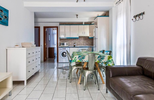 Ocean Breeze Apartment