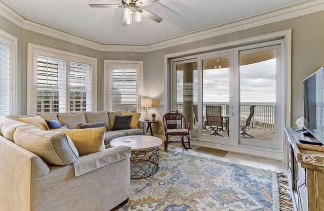 Ocean Breeze Escape with incredible views