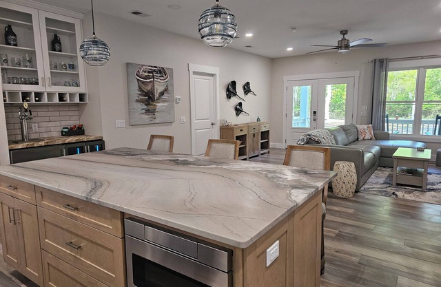 Ocean Dreamer! New custom home nestled in the peaceful Historic District!