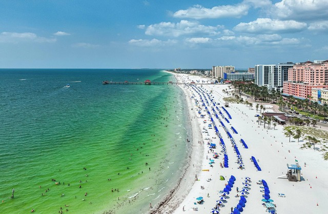 Ocean Front Beach in Clearwater 2BB 2BA