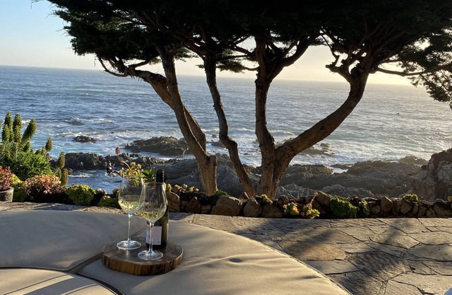 Ocean Front Home with Private Cove, Carmel. Sleeps 8