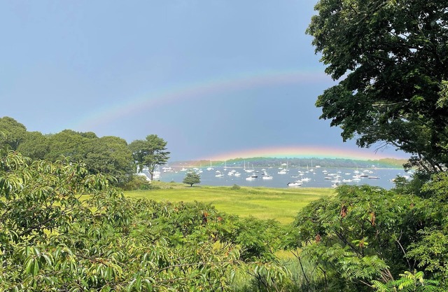 Ocean view house, 2-bedroom+den+sleeping porch, sleeps 7 in Cotuit, pet-friendly