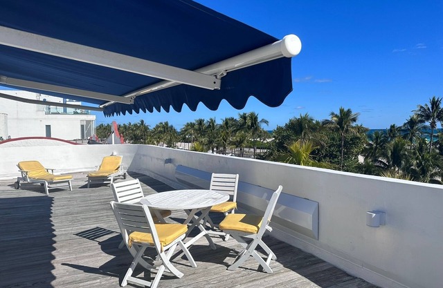 Ocean view stunning PH terrace on ocean dr 2b 2bath