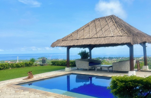 OCEAN VIEW VILLA 180 Degrees right in the heart of Uluwatu area & beach.
