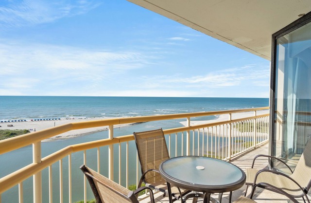 Oceanfront 3-bedroom Condo - North Myrtle Beach