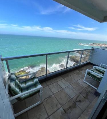 Oceanfront 3BR with Balcony & View - GUA001