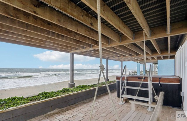Oceanfront 5-bedroom house in serene Ponte Vedra Beach