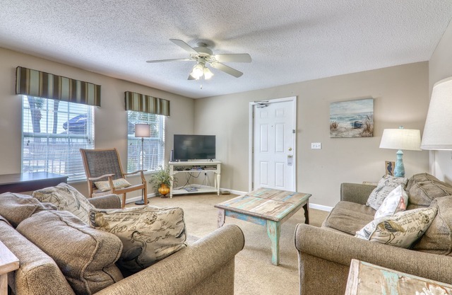 Oceanfront Blockade Runner Villa - Pool