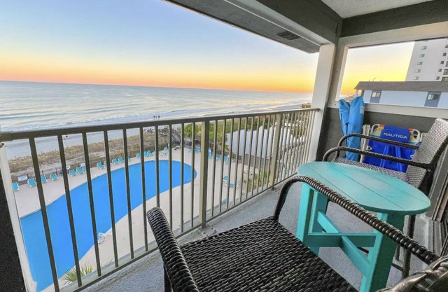 Oceanfront Balcony Penthouse @ Myrtle Beach Resort