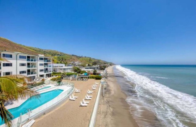 ❤️❤️Oceanfront Bliss: Pool, Jacuzzi, No Highway Noise!❤️❤️