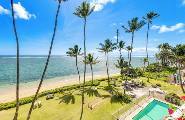 Oceanfront Condo: Stunning Sunrise & Ocean Views