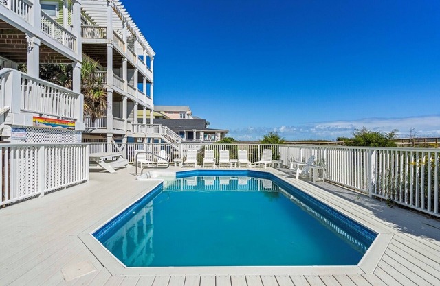Oceanfront Escape with Shared Pool in Carolina Beach