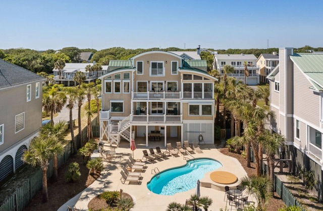 Oceanfront Home, Pool, Direct Beach Access, Walk to Town, Pet Friendly w/fee- 808 Ocean