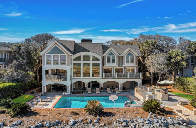 Oceanfront stunner w/private pool & spa, game rooms, outdoor kitchen & more!