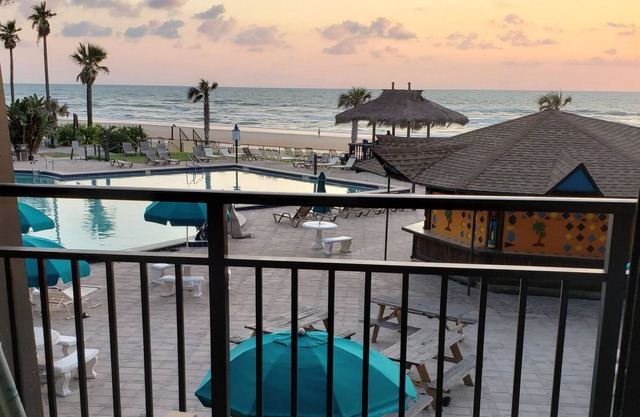 OCEANFRONT PROPERTY!