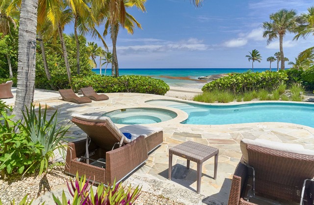 Oceanfront Villa Caleton - Punta Espada Golf, Cap Cana, 10 pax